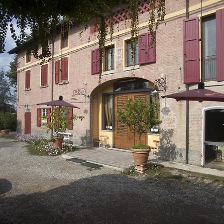 Agriturismo Il Bove Реджо Емилия Екстериор снимка