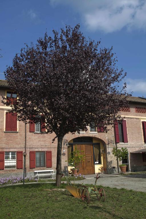 Agriturismo Il Bove Реджо Емилия Екстериор снимка